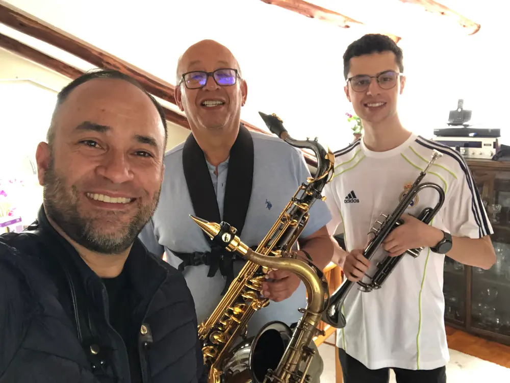 Iniciación - Clases de Saxofón Alex Galindo Bogotá Colombia